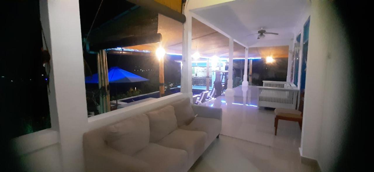 Cantik Villa 러비나 외부 사진